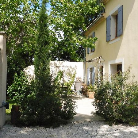 Mas Des Rabasses Panzió Le Pontet  Kültér fotó